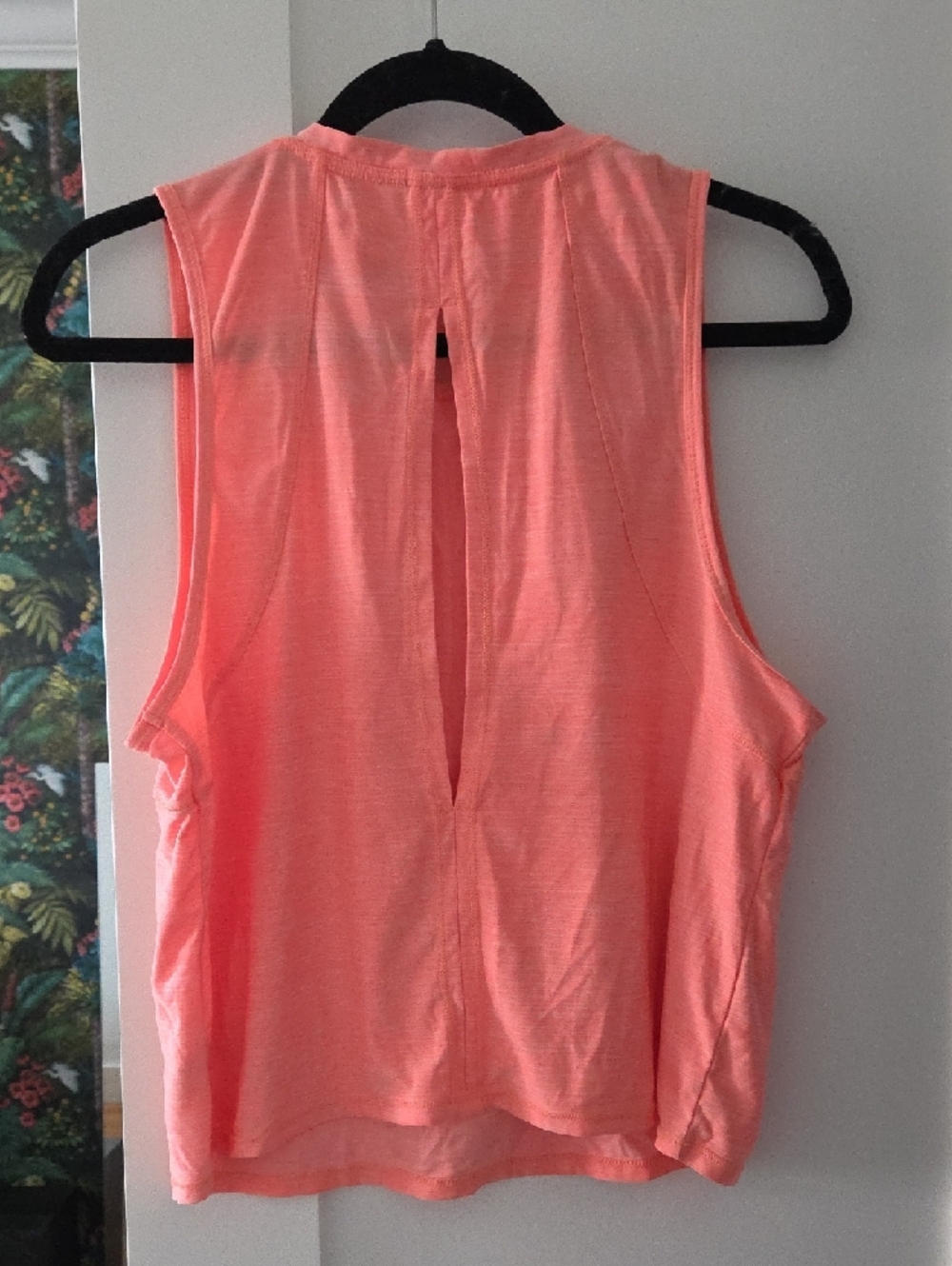 Reebok Coral Pink Sleeveless Training Tank - Picture 2 of 4